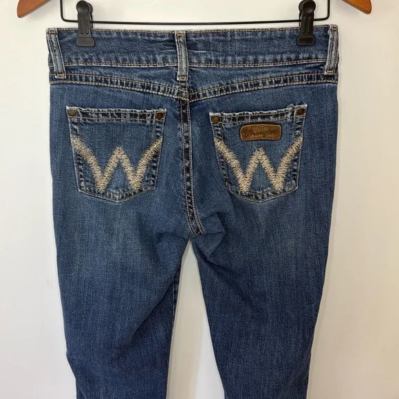 Women’s Wrangler Low Rise Bootcut Jeans Size 3/4 x 34 - Picture 10 of 12